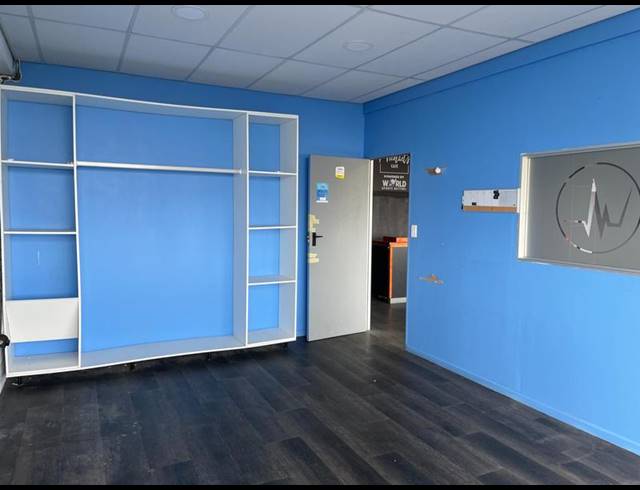 BUSINESS PROPERTY TO RENT IN PAARDEN EILAND